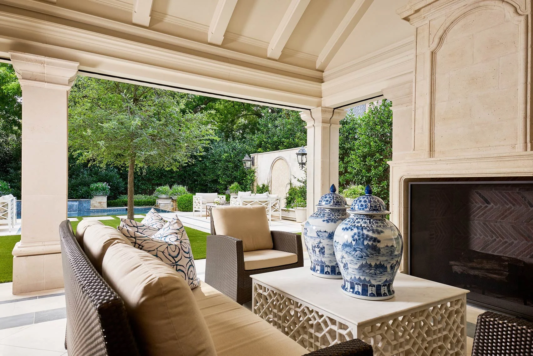 Stephen Karlisch Park Lane Covered Entertaining