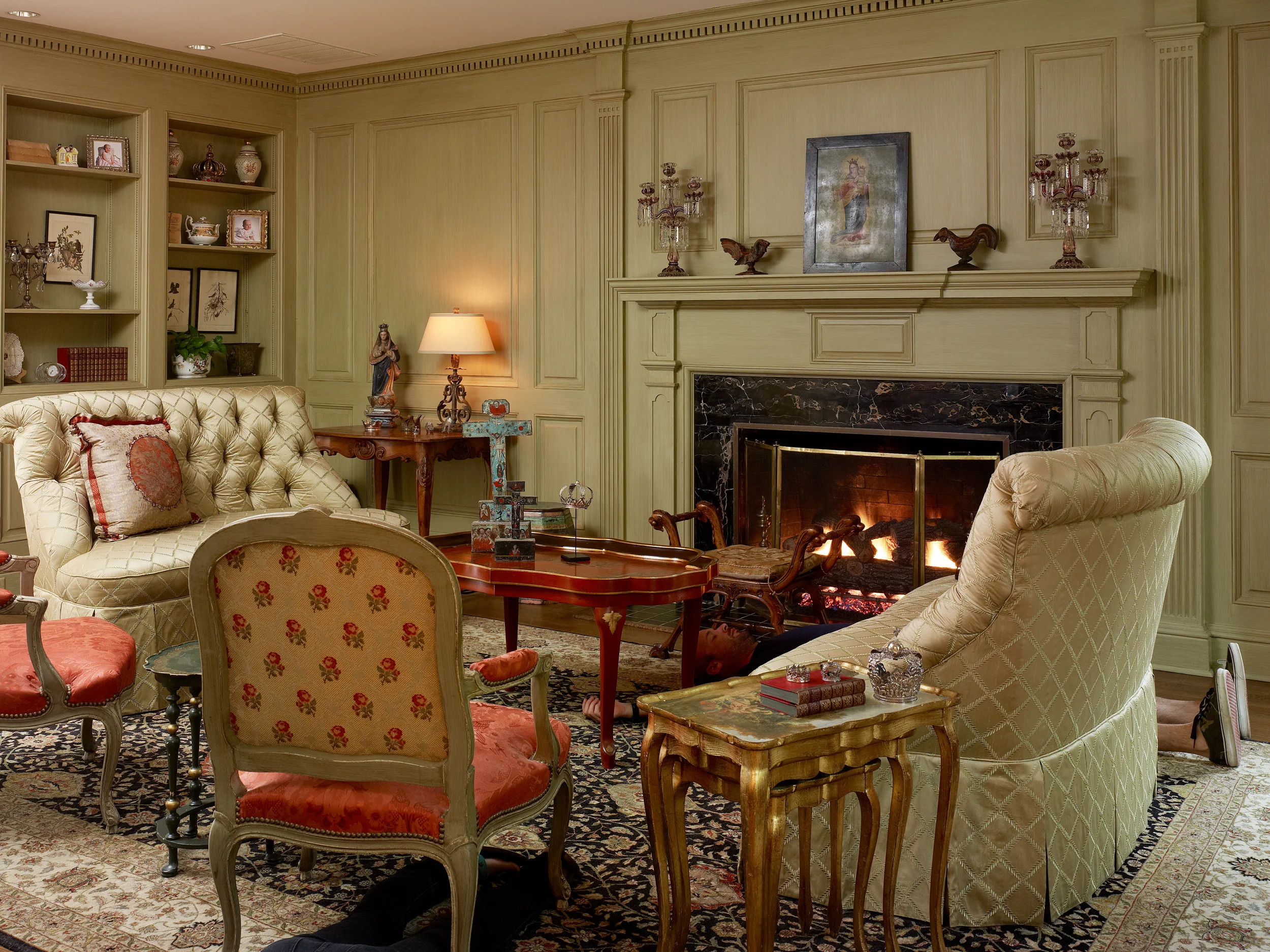 Stephen Karlisch Deadshots Classic Colonial Living Room