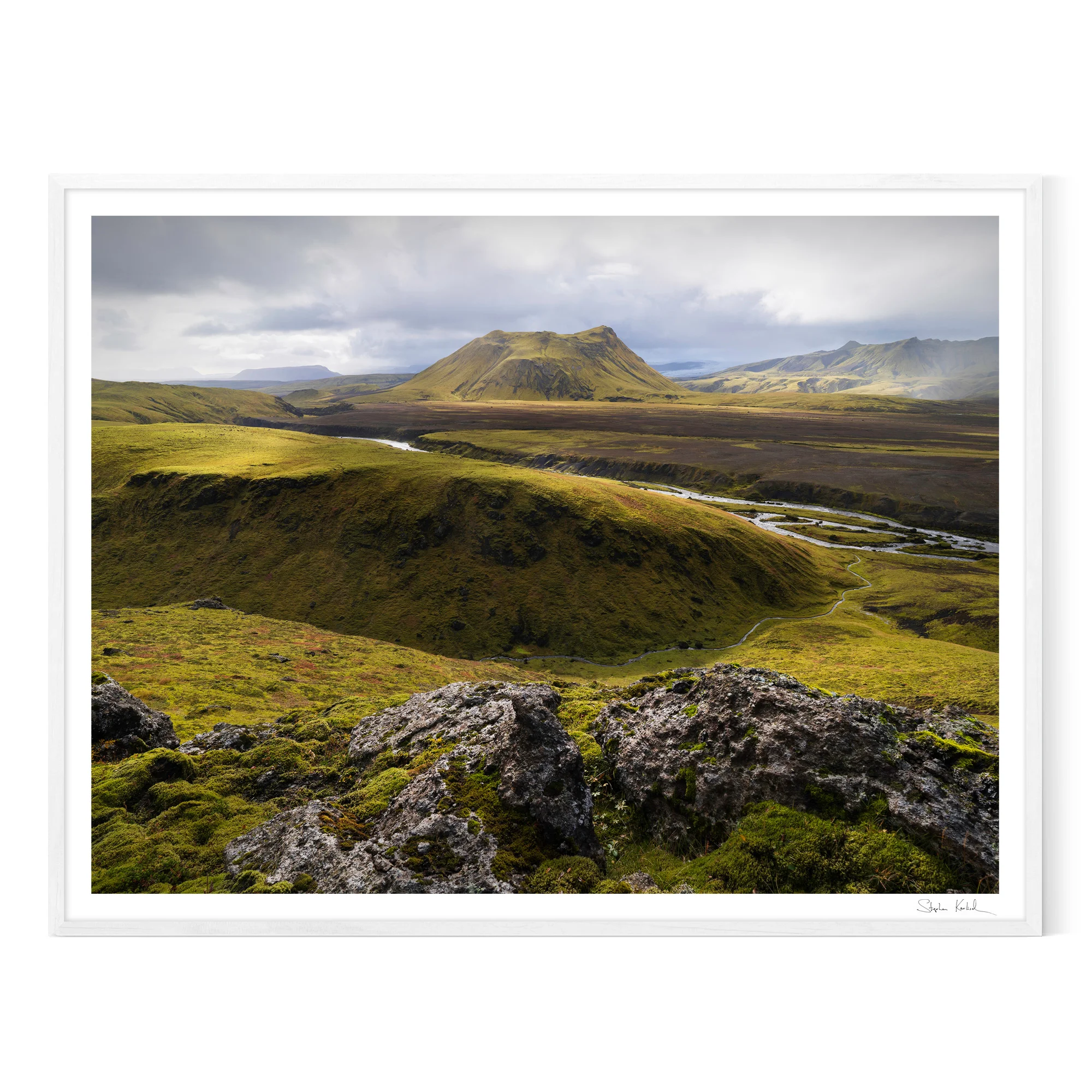 karlisch_frame_icelandic_magic_white.jpg
