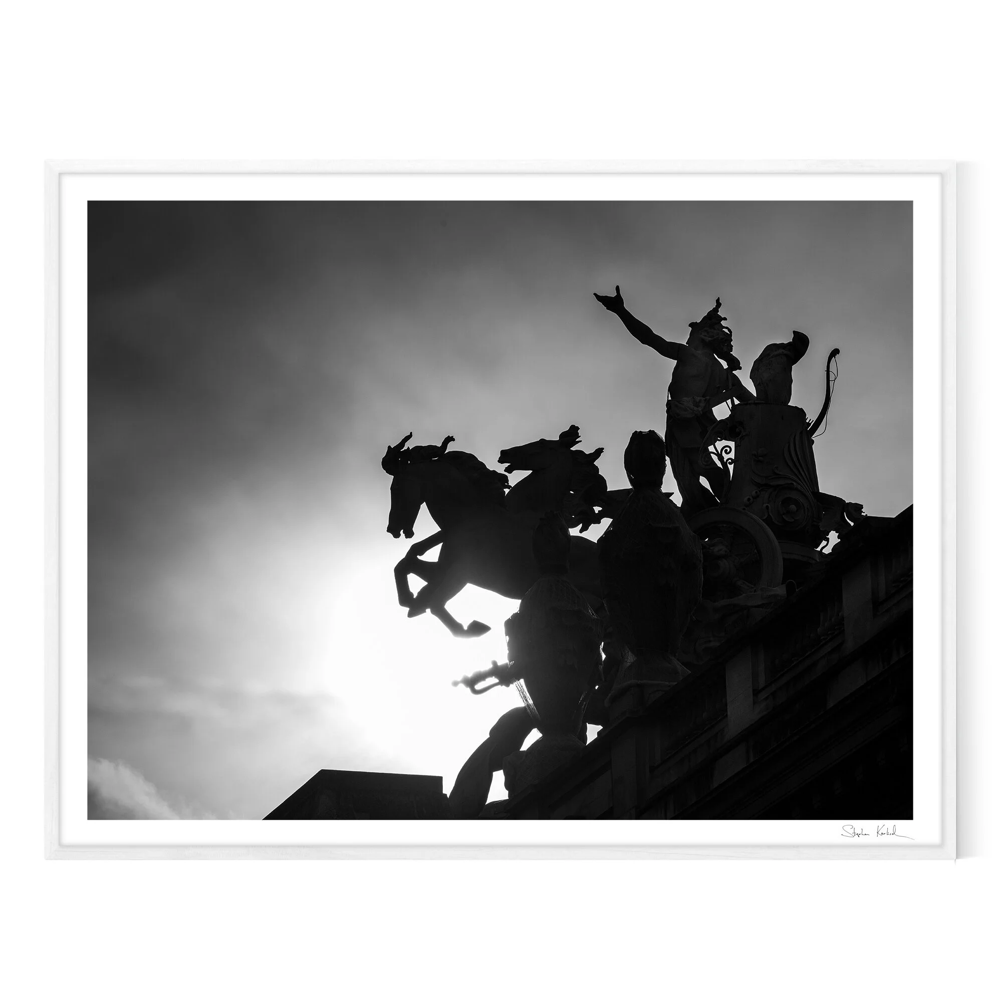 GrandPalais_02_white.jpg