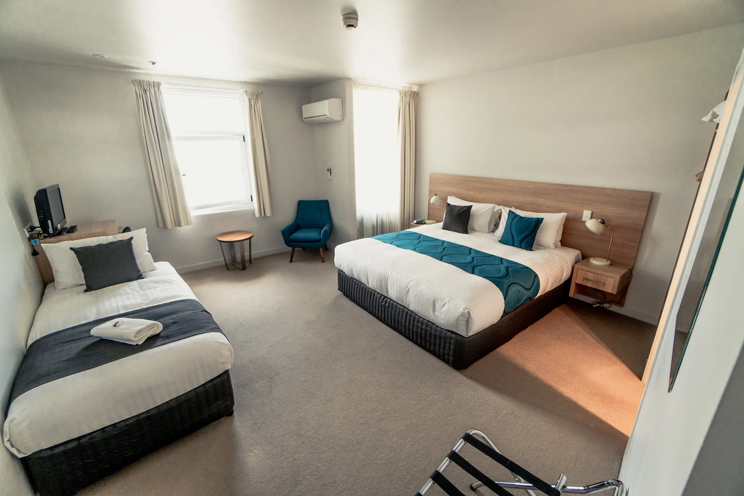 Customs House Hotel