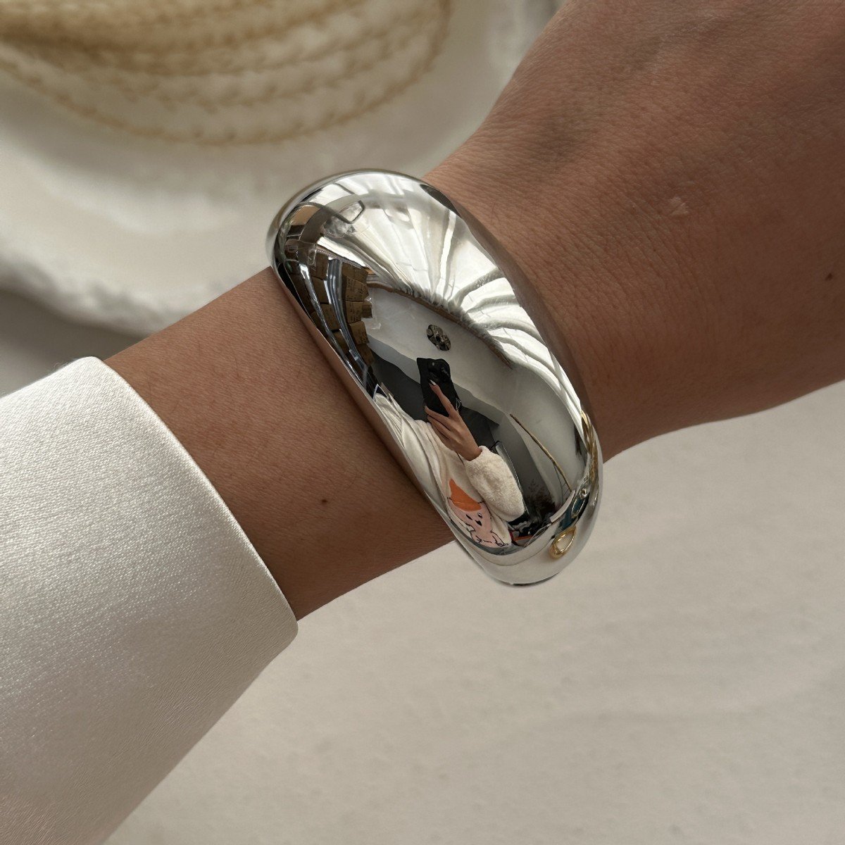 Smooth - Silver Bangle