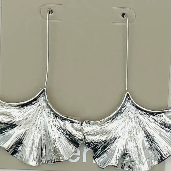 Silver - Ginko Dangle Earrings