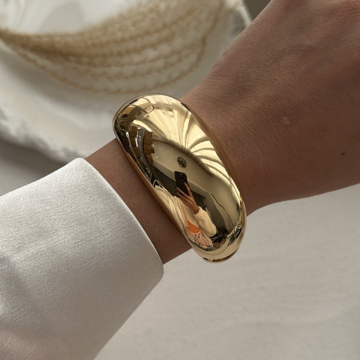 Smooth - Gold Bangle