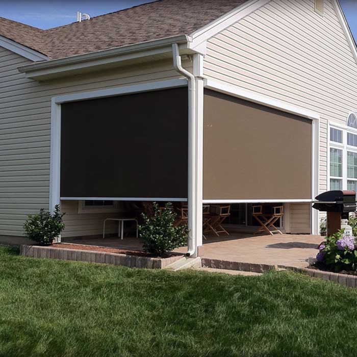 RETRACTABLE SOLAR SCREEN INSTALLATION &amp; REPAIR