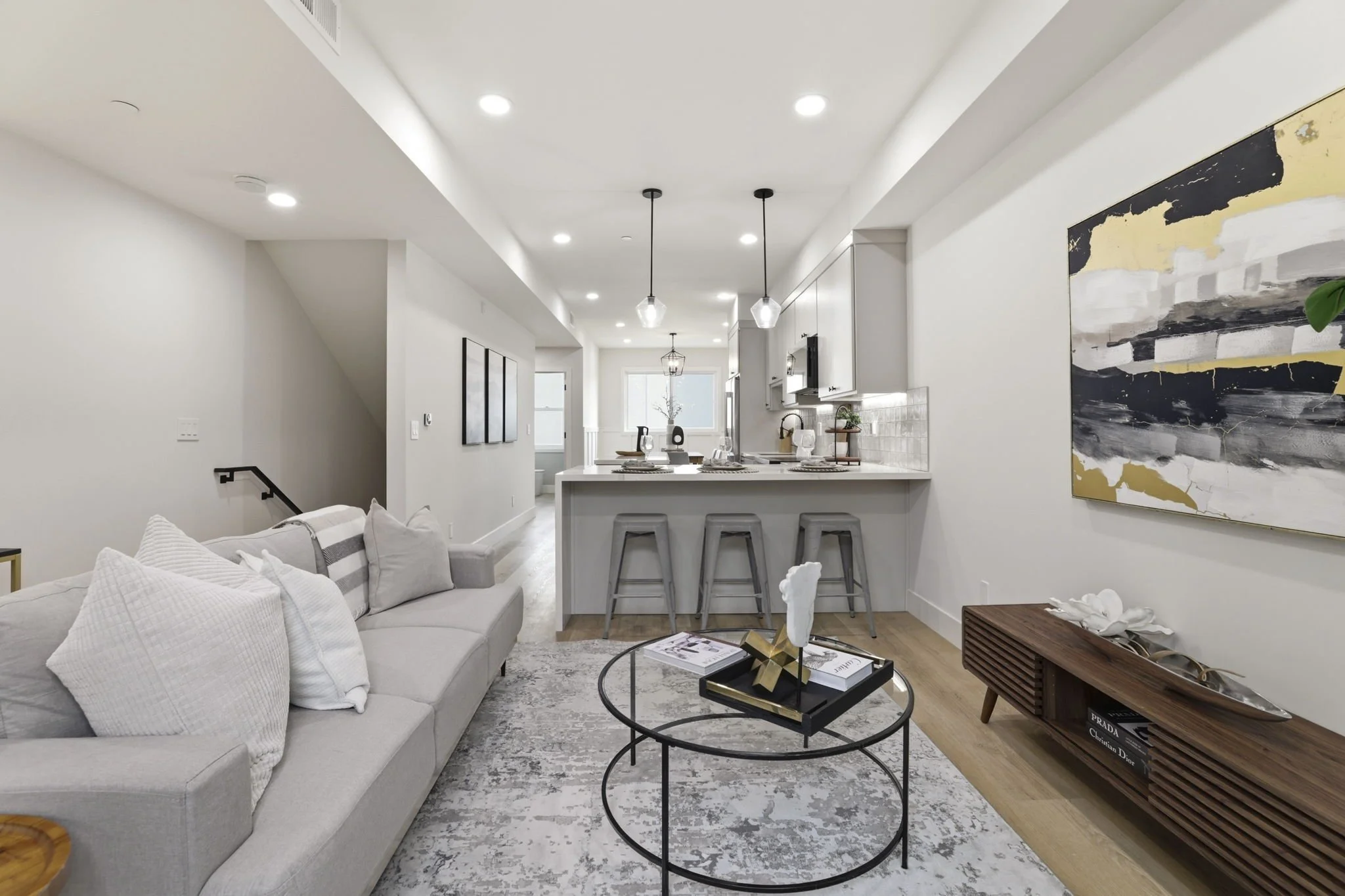 8-web-or-mls-So Gold Photo-7.jpg