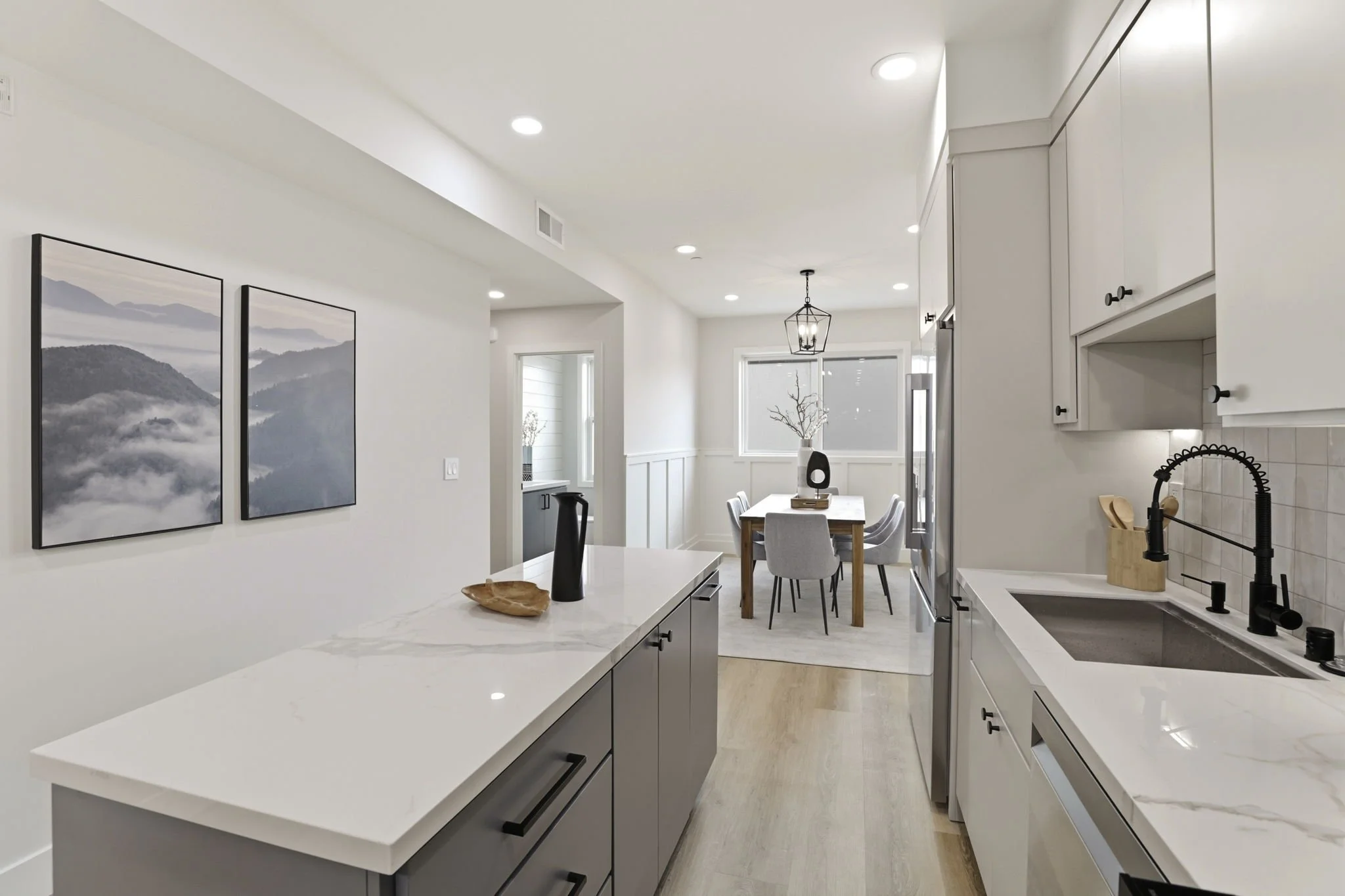 14-web-or-mls-So Gold Photo-13.jpg