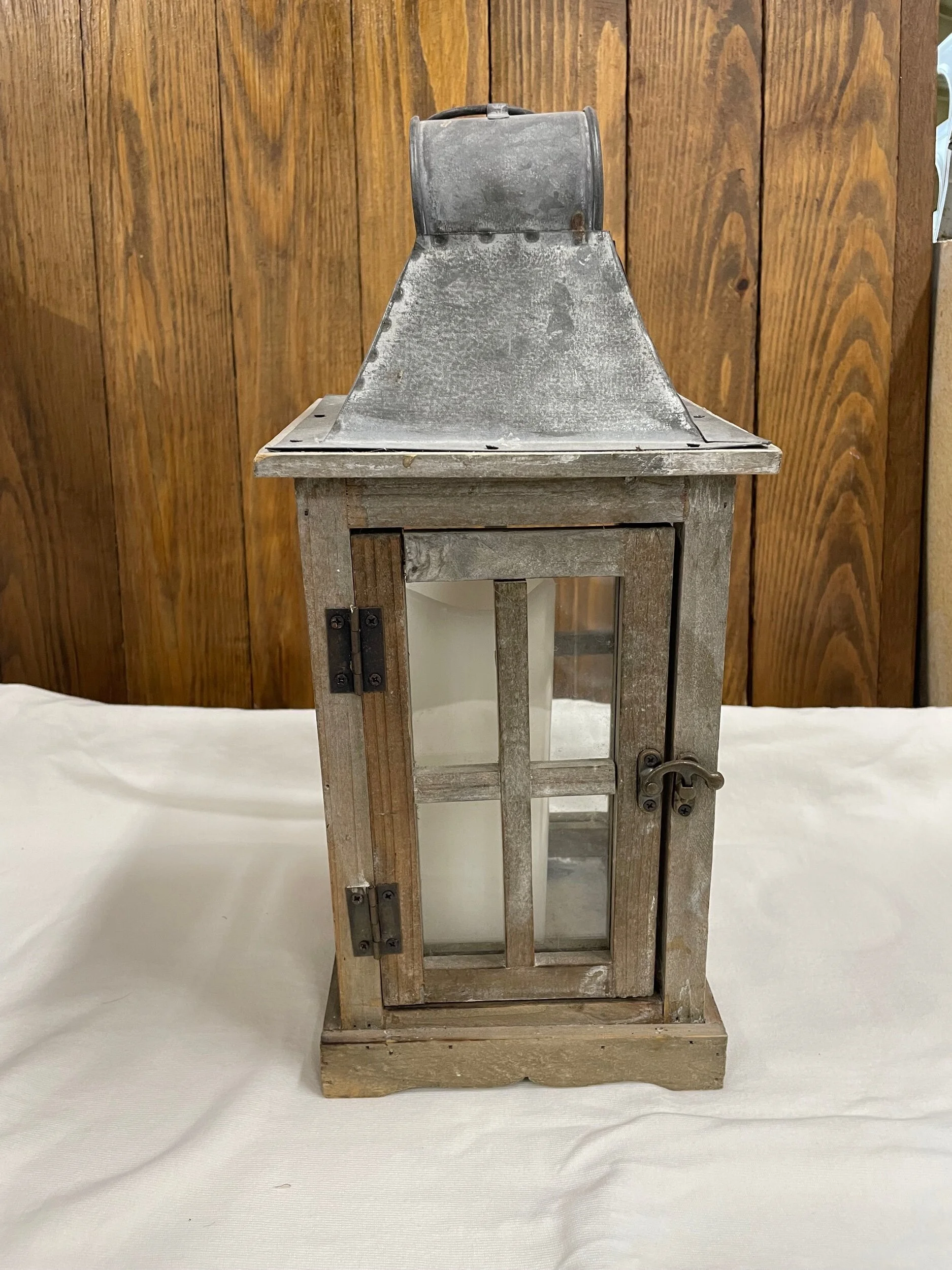 EBFAE85B-6CAB-4A22-880E-CE4EDE9835CA