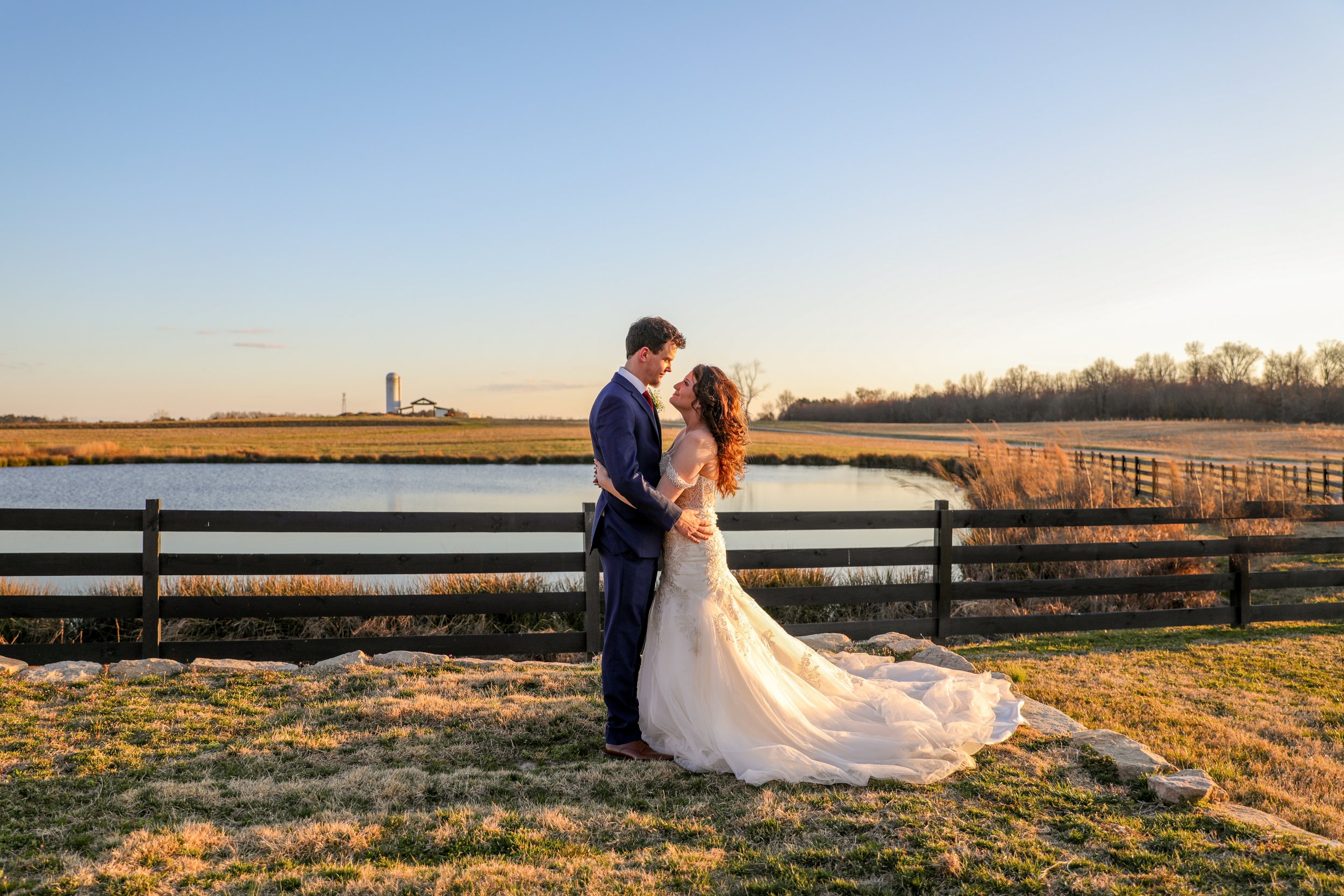 Amazing Graze Barn spring wedding couple.jpg