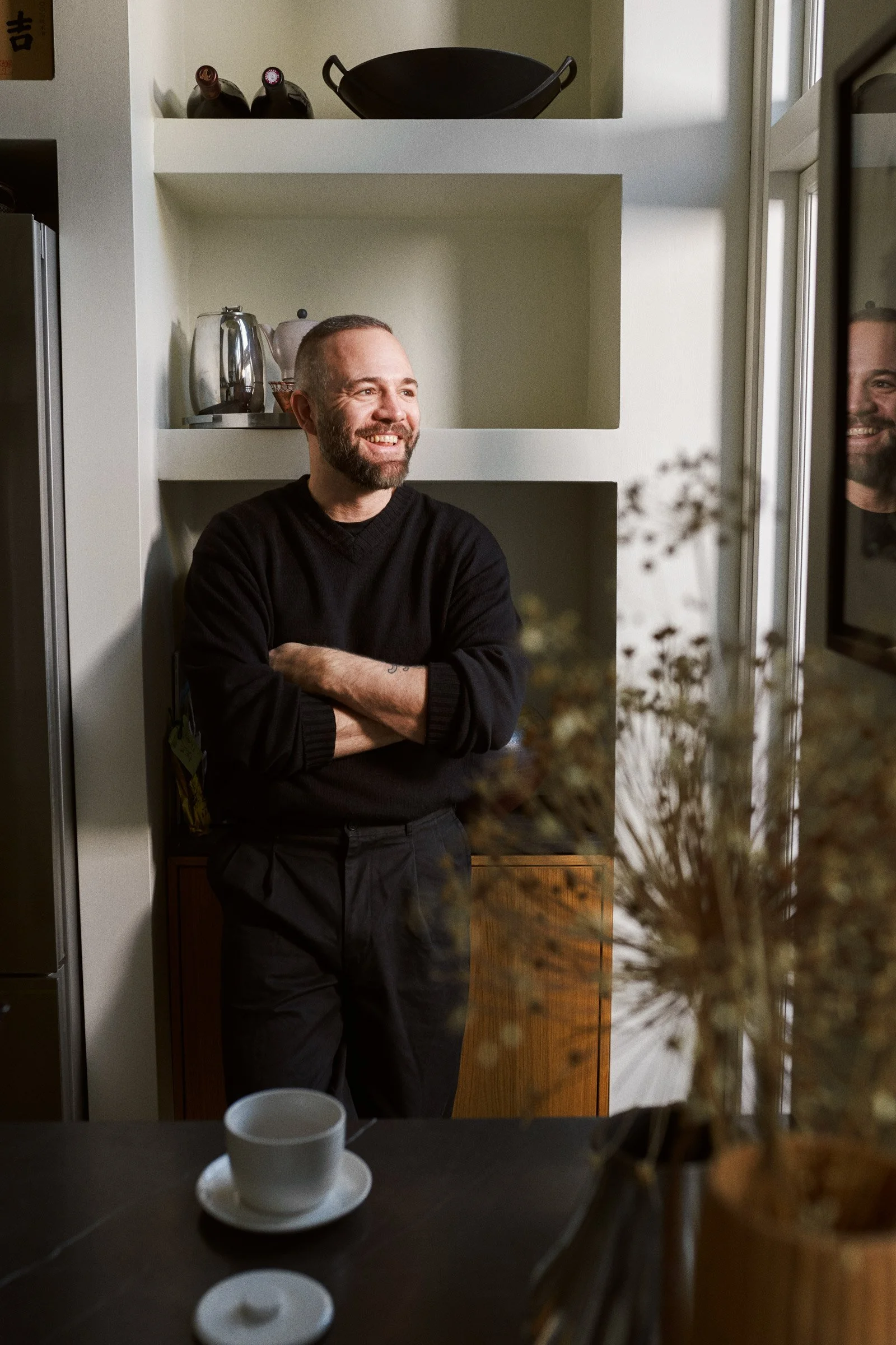 Designing with Time — 專訪 OEO Studio 設計總監 Thomas Lykke：「讓我們試著想像：如果一張百年老桌子會說話，它將分享什麼故事？」