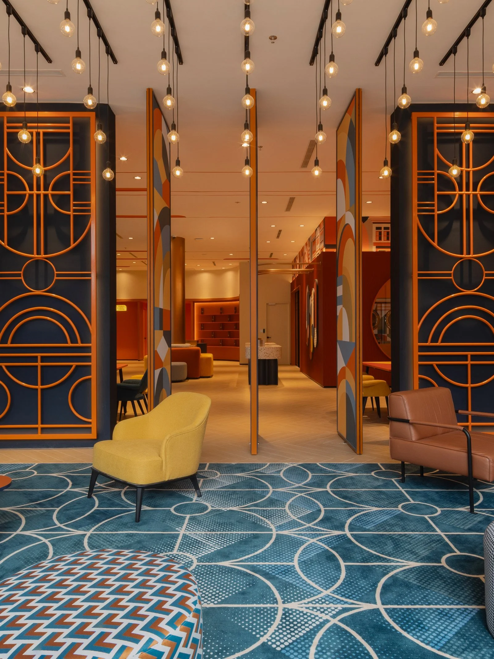 鮮明色彩、幾何語彙與彈性多變的空間配置，Dare Solution 翻玩一場關於文化傳承的實驗：lyf Georgetown Penang 飯店