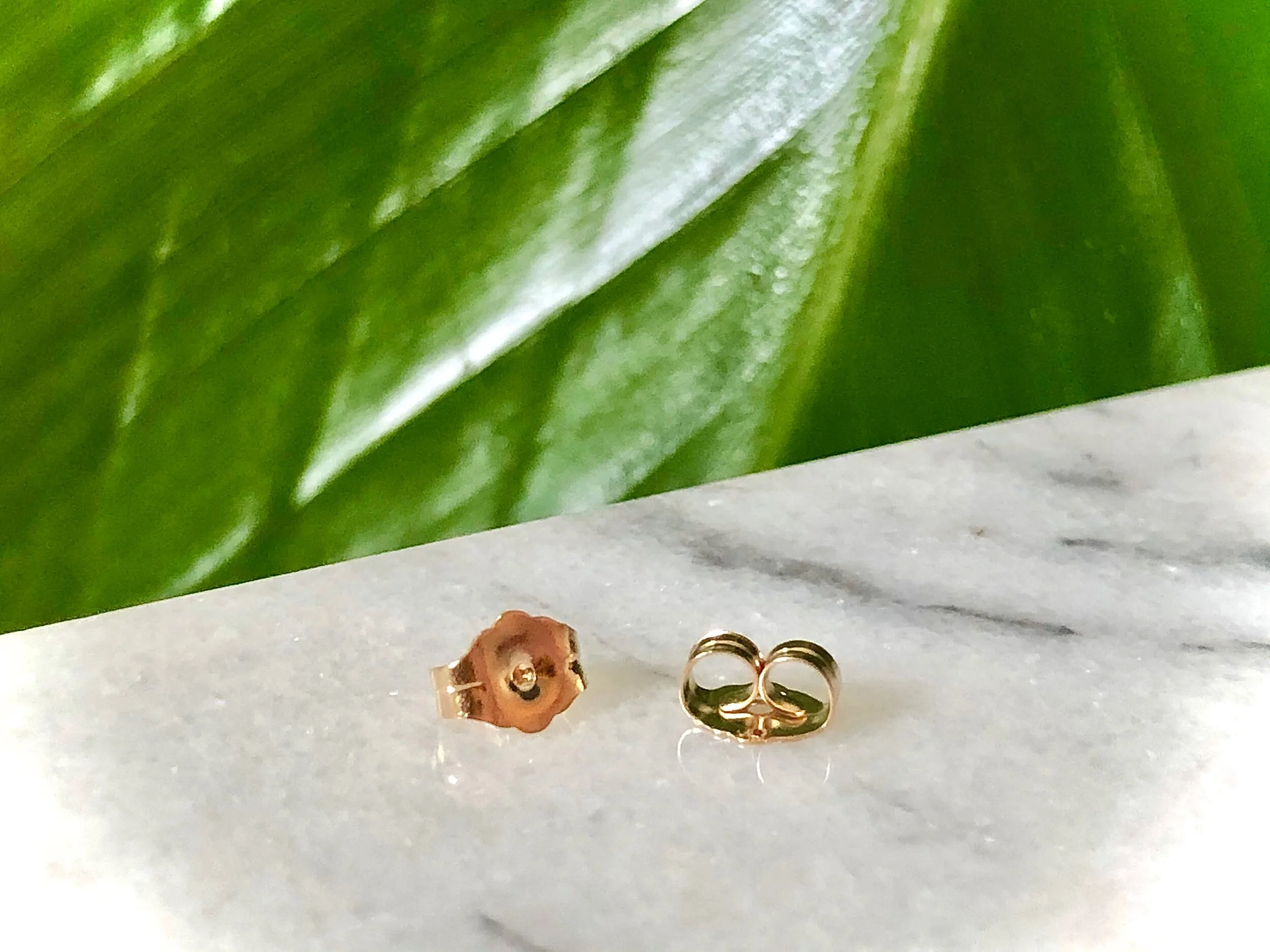 4EA629B8-A252-4652-AABE-DFBDE708A774