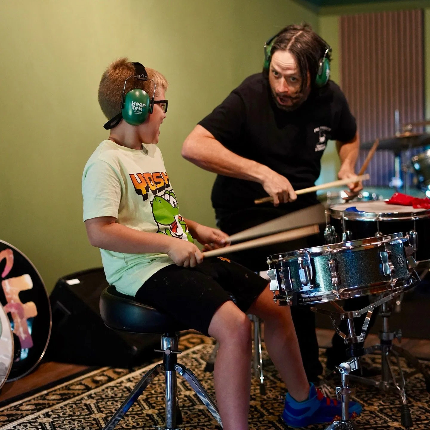 Had an absolute blast at my sons first lesson with Mark. The way he&rsquo;s able to keep learning happening even at the end of a crazy Friday was incredible. Thanks so much @beatsbybrundrett , we will 100% be back.