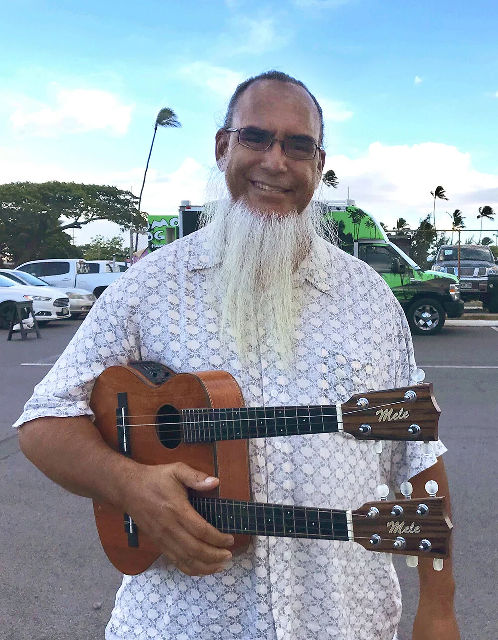 Bring your ukulele to the Maui Sunday Market on September 15, 4:45pm – 5:15pm for free ulukele lessons with Corey Char.