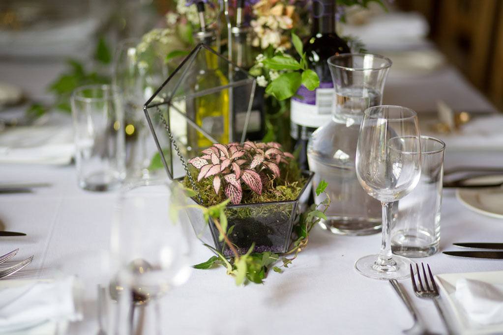 wildflower botanical wedding table