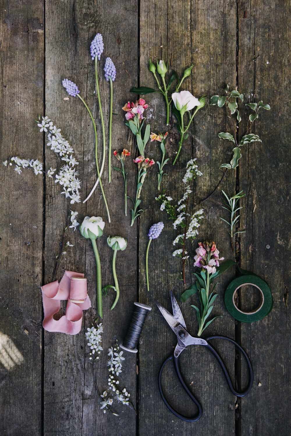 Flowers and tools 