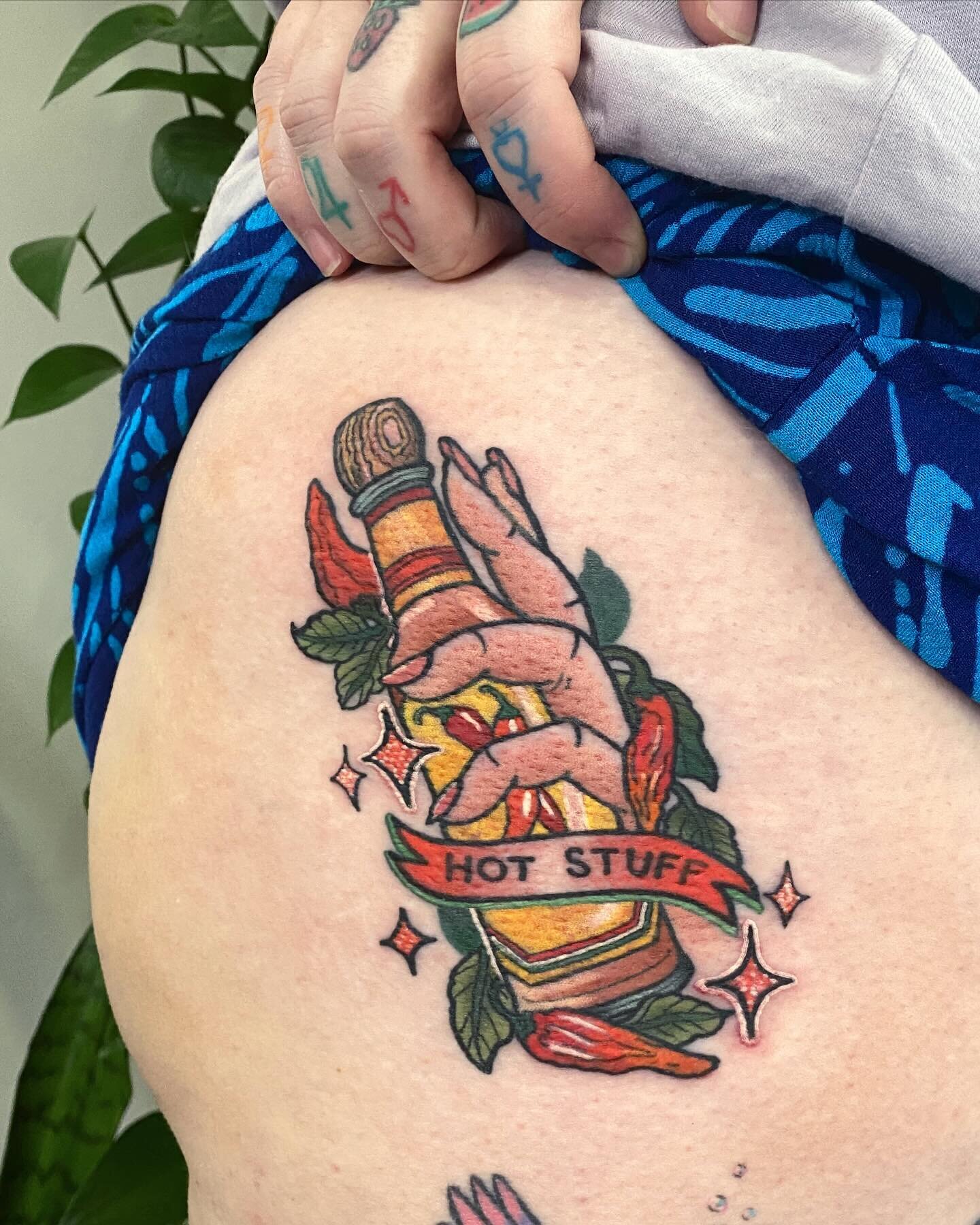 💖💖💖💖Very silly puns forever for my pal @kris.winter13 featuring some lil finger guys by @lord_lexan_tattoos (half healed half fresh all fuego 🌶️ 🥵 🔥)