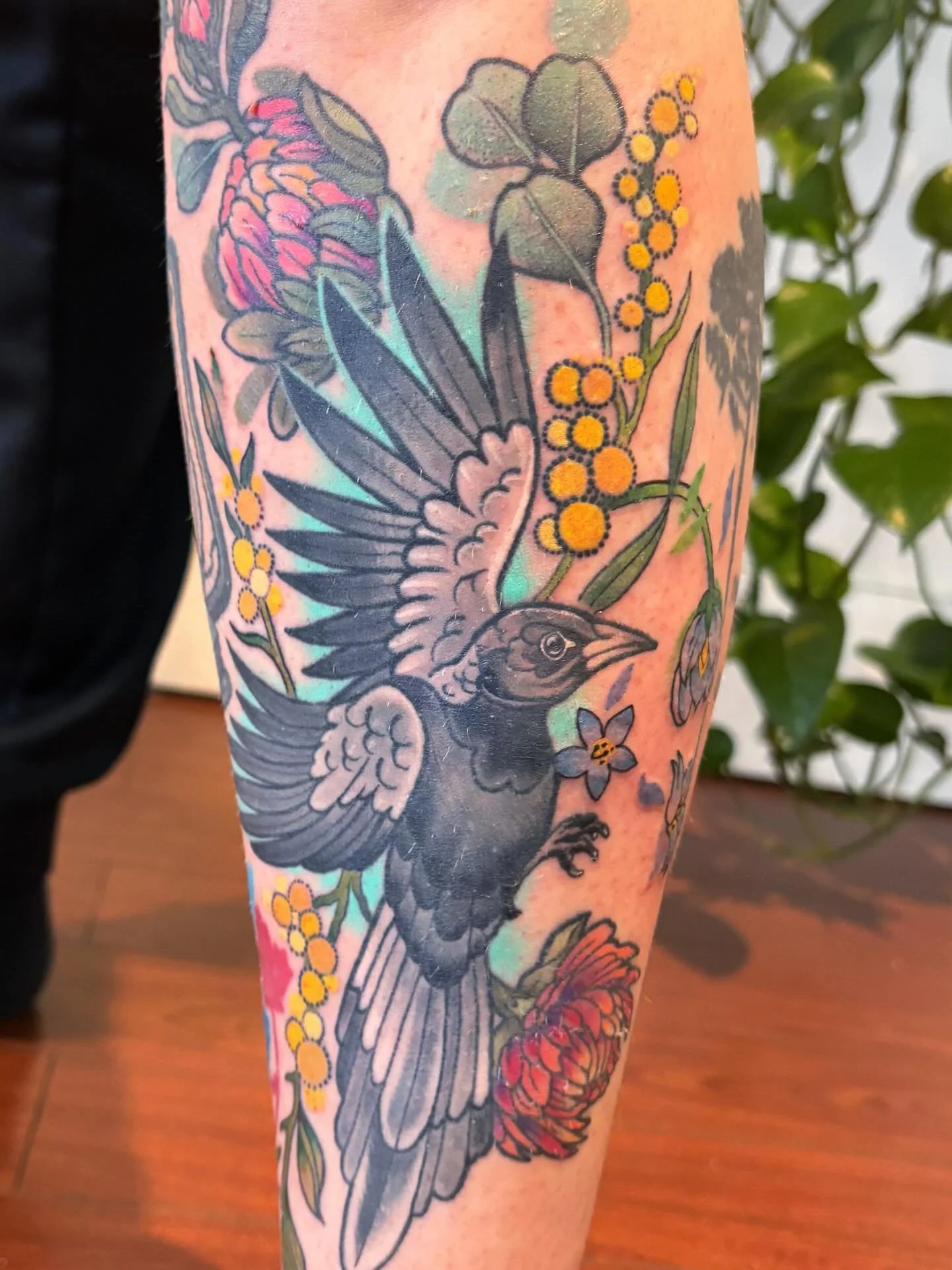 Half of this is still healing and peeling a little but it&rsquo;s cute and I want to share it ok! Australian flora and fauna for Anne 💖💖💖 So much fun! I&rsquo;d love to do more in this style. Thanks for lookin 😘