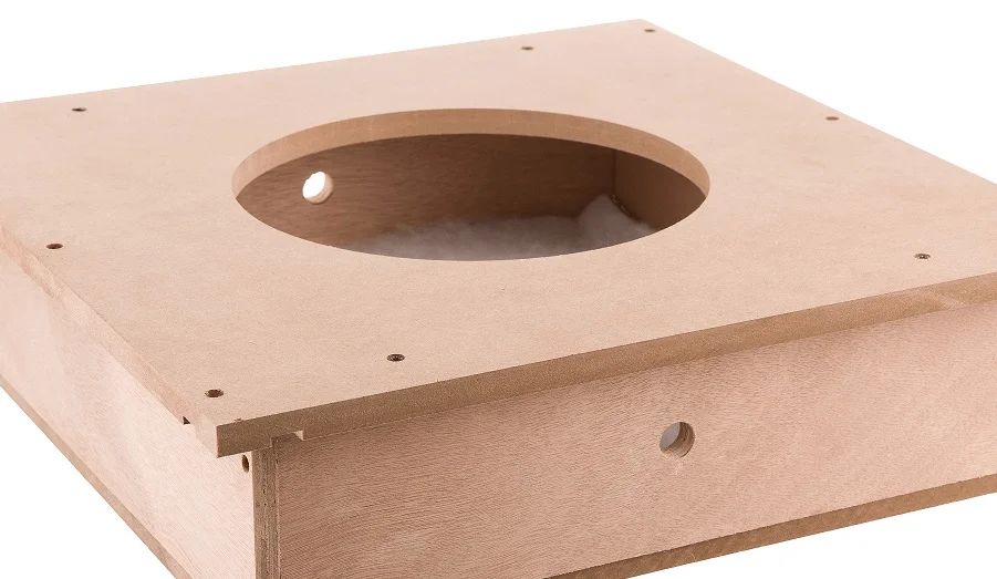 cLoxone_Speaker-Back-Box-Drop-Ceilings_04-Crop.jpg