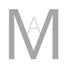 First Class Guitar Lessons Tokyo | ギター教室東京.jpg