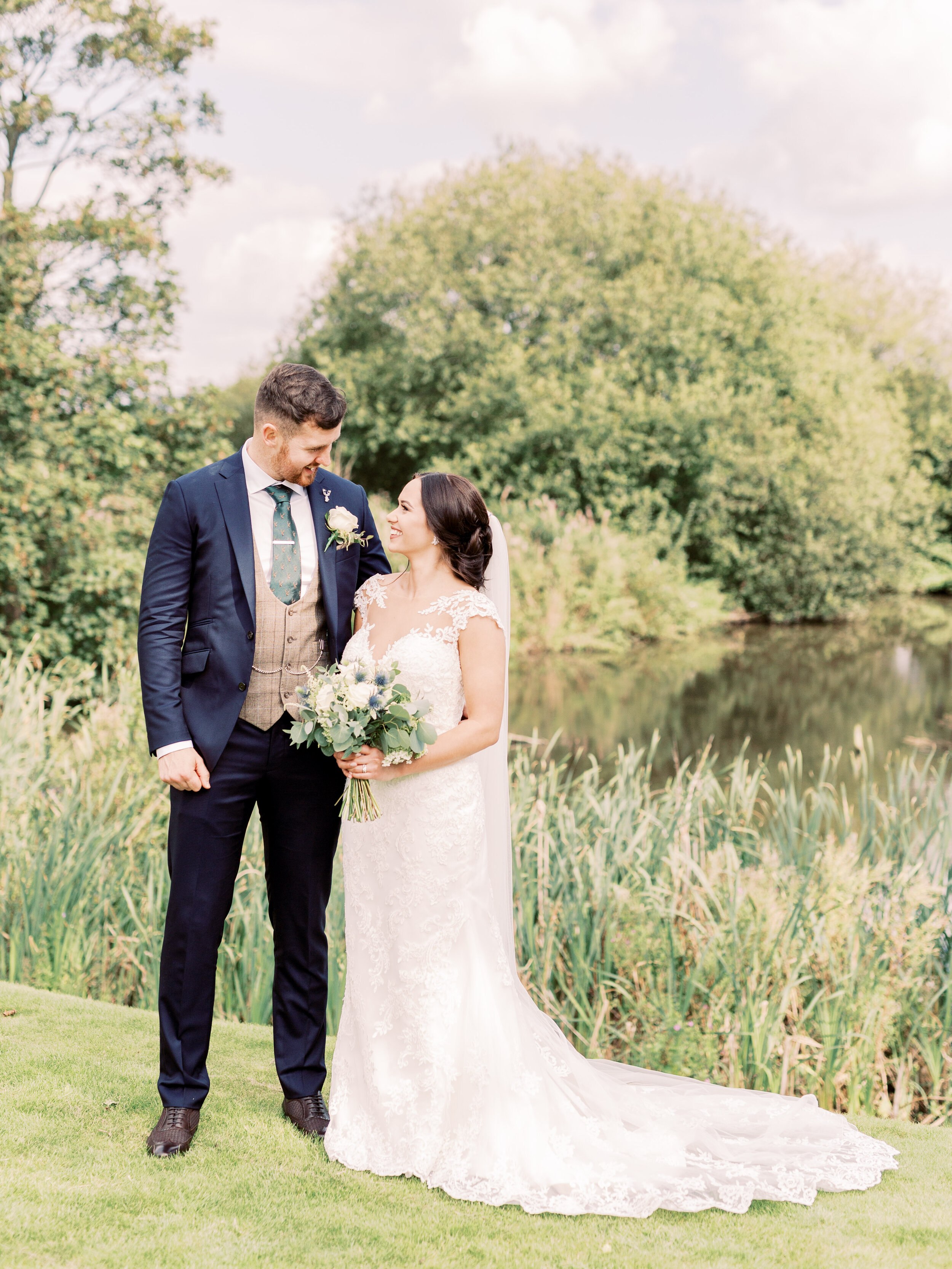 Gemma+Sean-HeleddRoberts-472.jpg