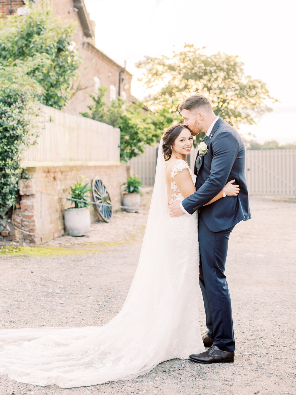 Gemma+Sean-HeleddRoberts-760.jpg