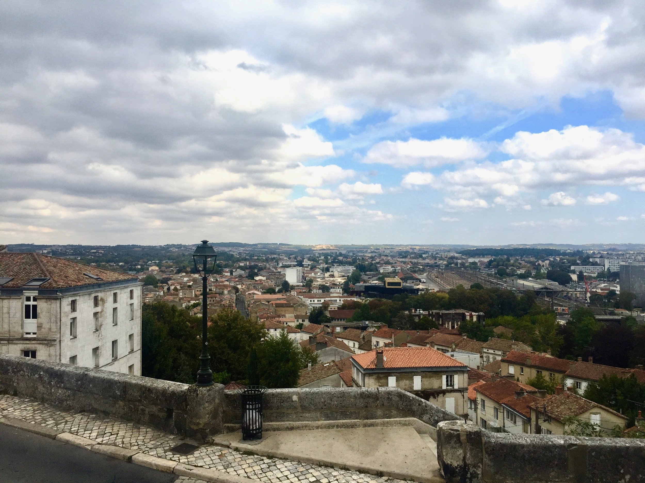 angouleme ramparts-min.jpg