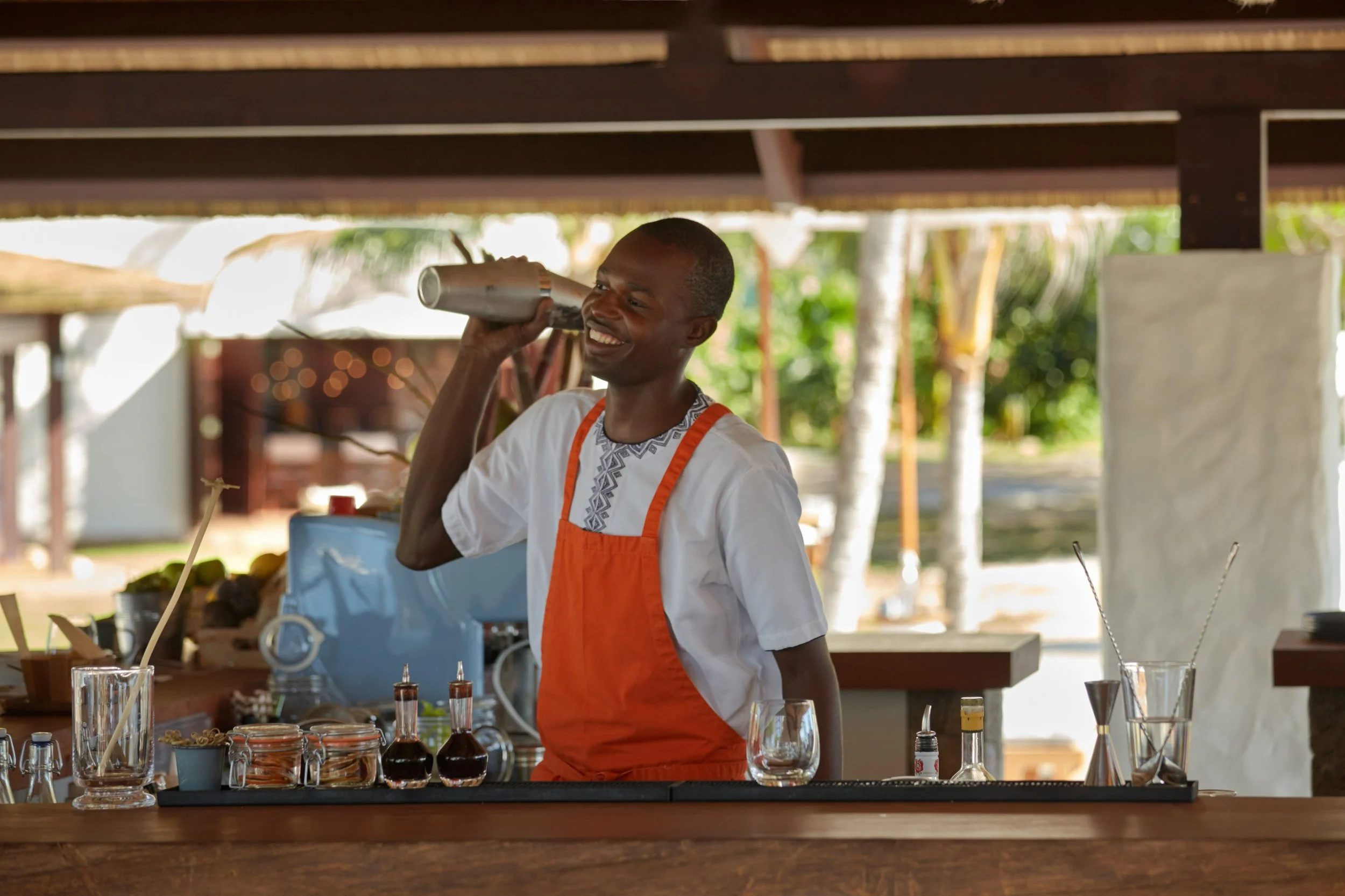 Bartender_[6746-A4].jpg