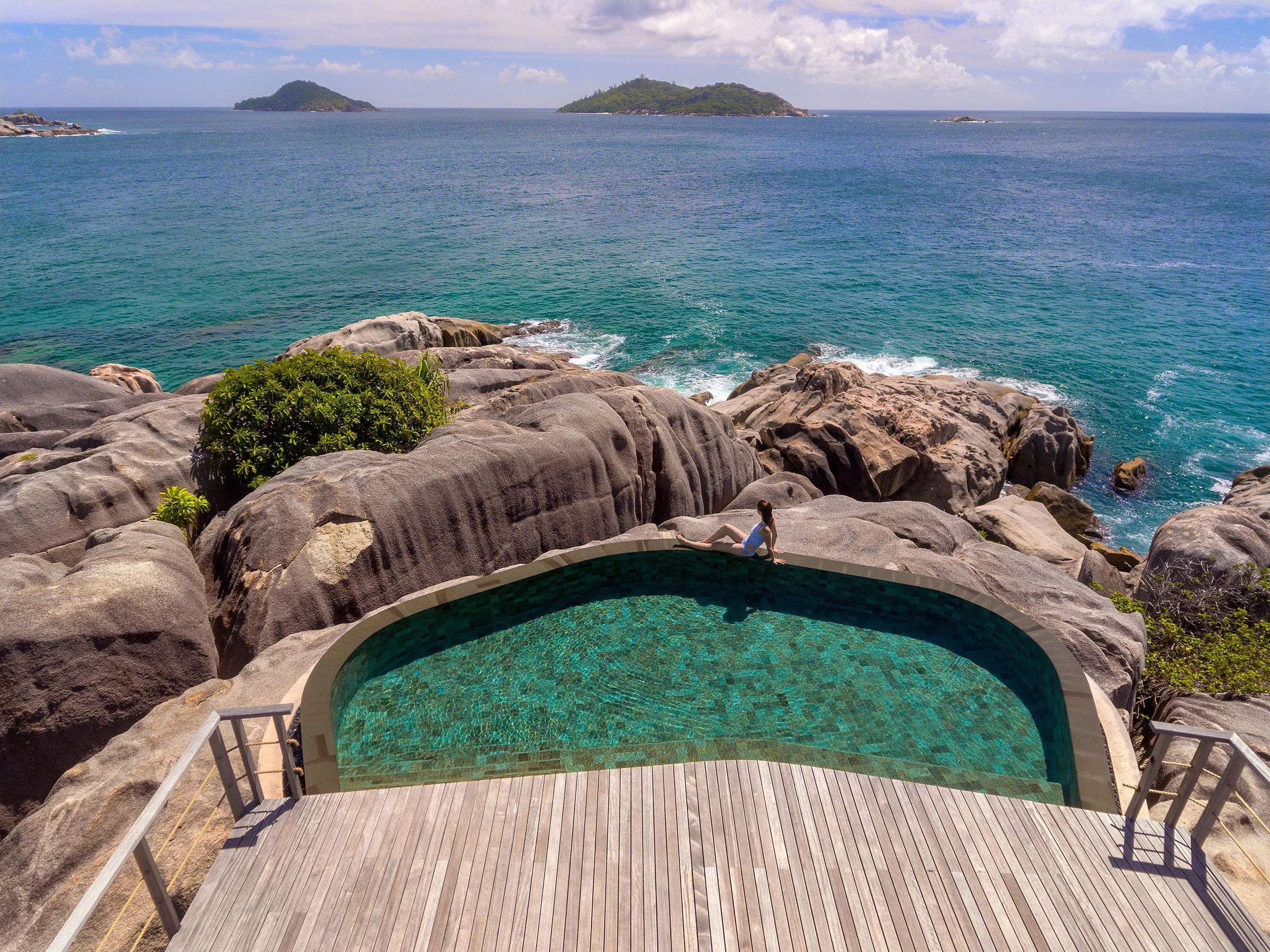 Spa_Aerial_Spa-Pool-View_[7929-ORIGINAL].jpg