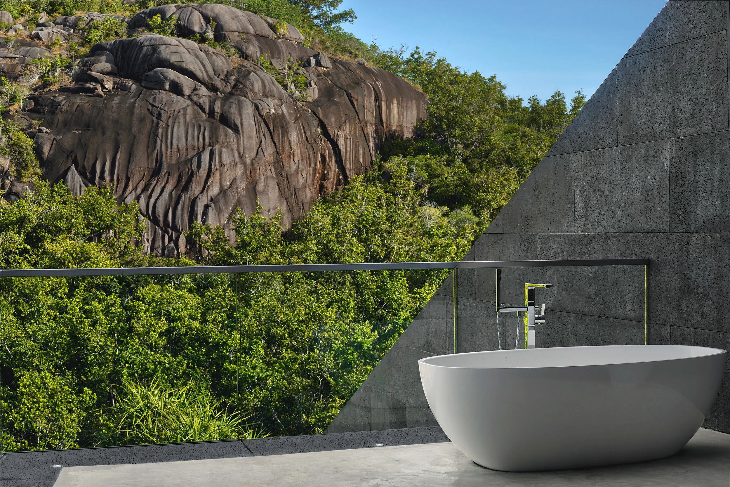 Res20-Guest-Room-Balcony-Bath_[8000-ORIGINAL]-smaller.jpg