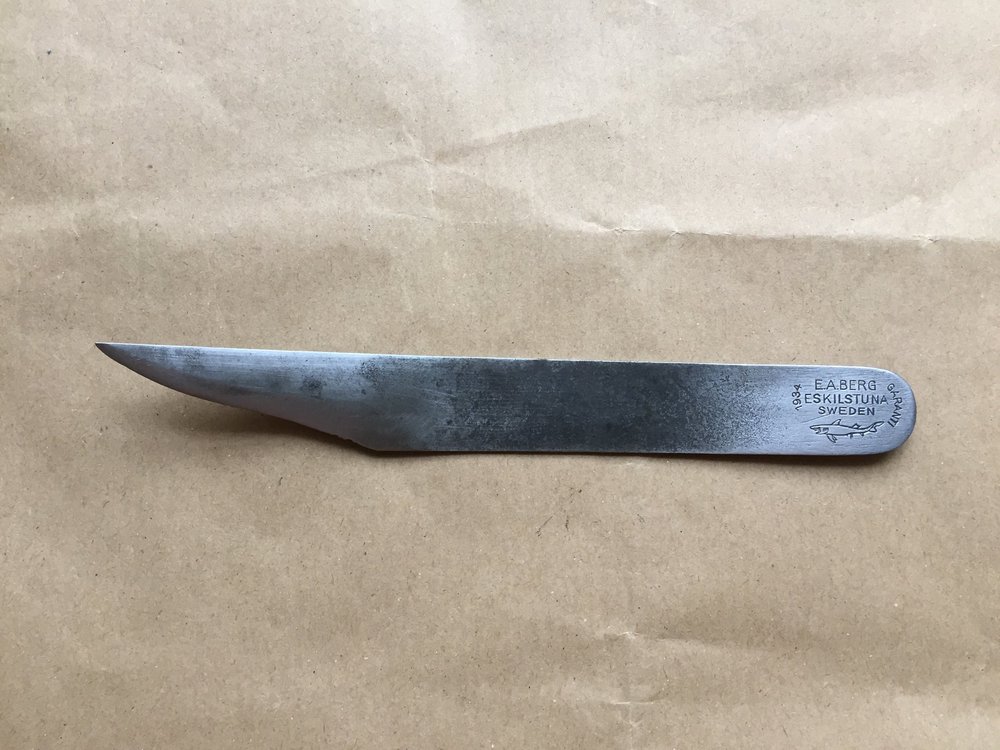 N.105 Shoemaker's Knife by E.A. Berg — Shoemakers' Toolmakers