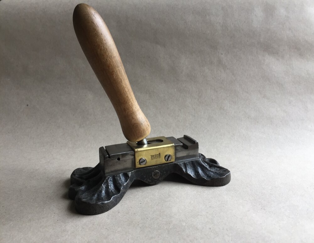 Antique Aglet Crimping Machine by Daudé Paris — Shoemakers' Toolmakers