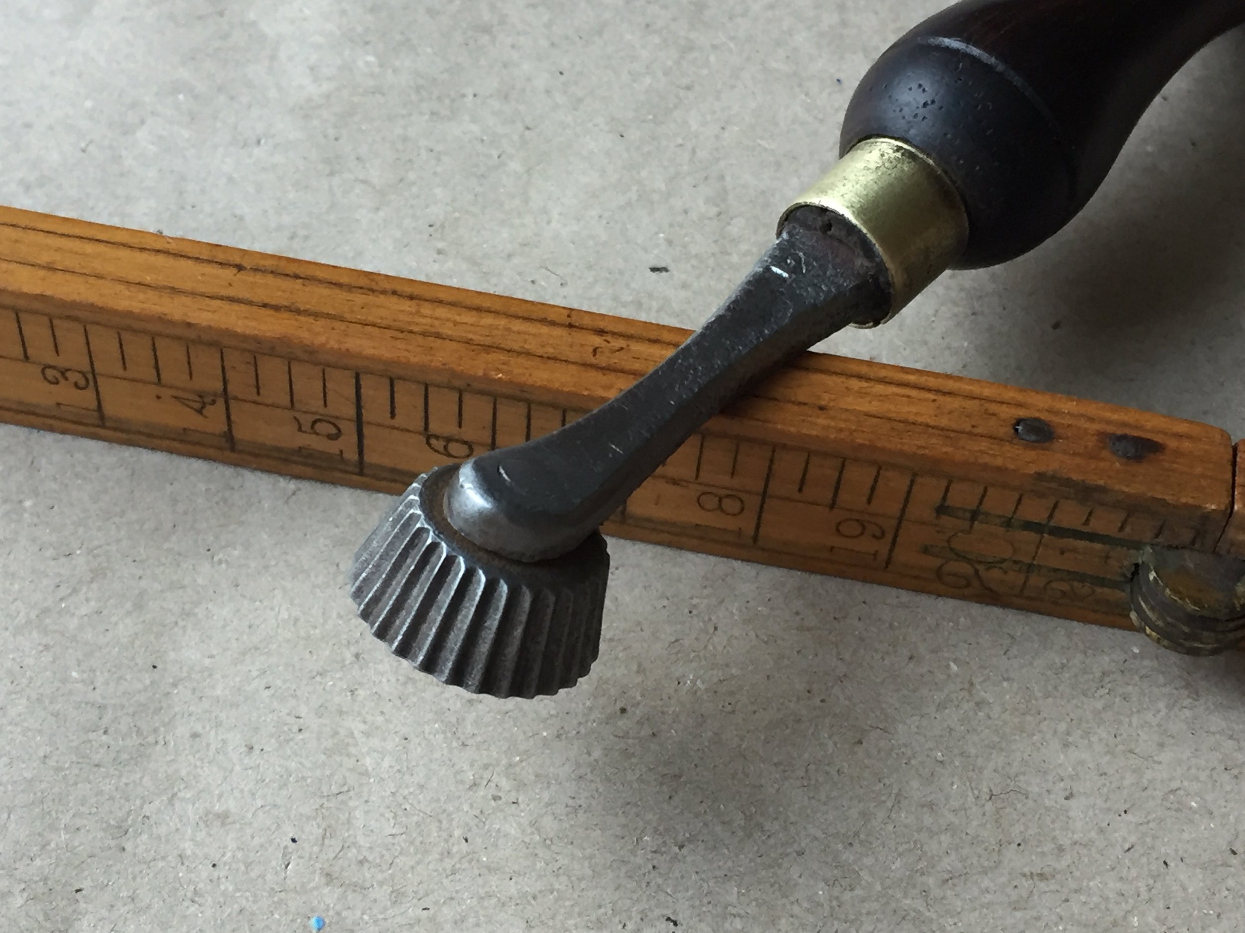 12 spi Fudge Wheel by Cooke London