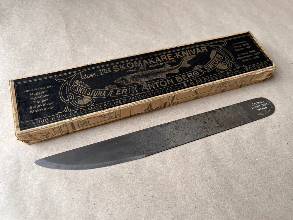 N.106 Shoemaker's Knife by E.A.Berg - New old stock