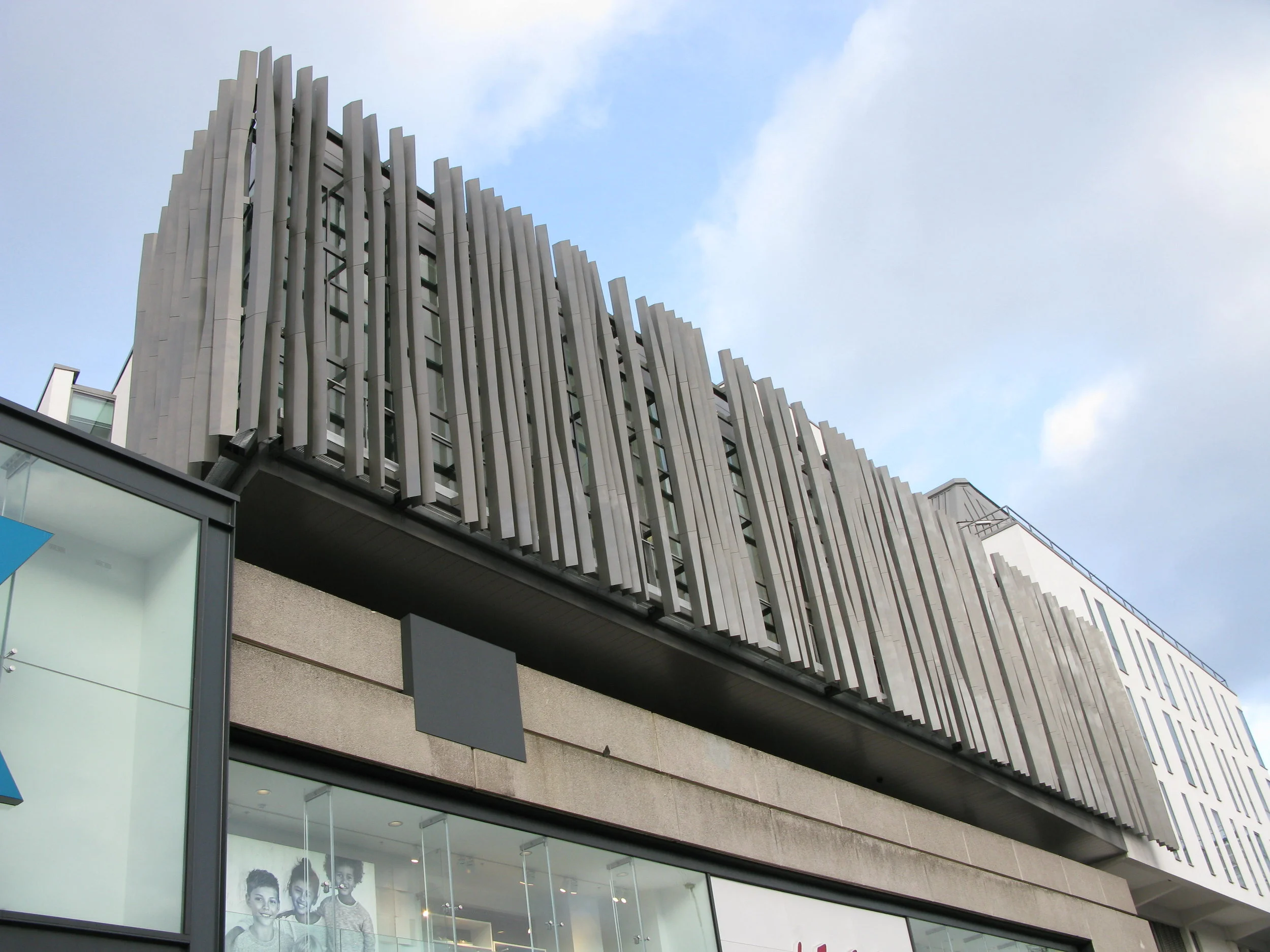 Lyric Theatre - Profiled Aluminium Sheet - 01 (002).jpg