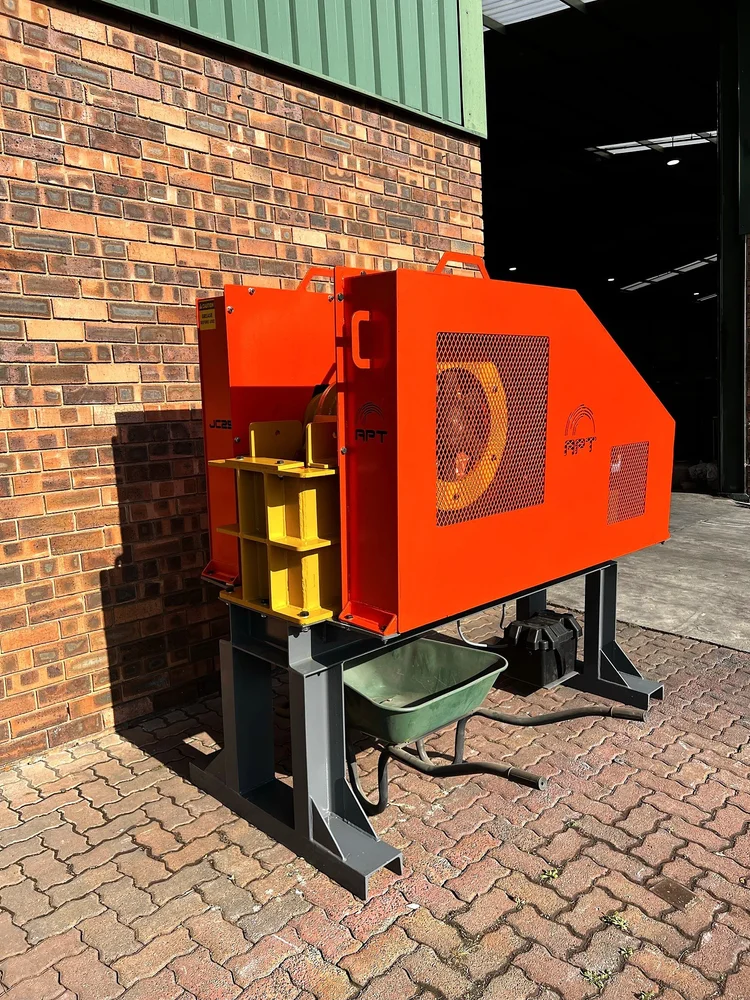 2.5 tph JC25 Jaw Crusher | Frame Mounted
