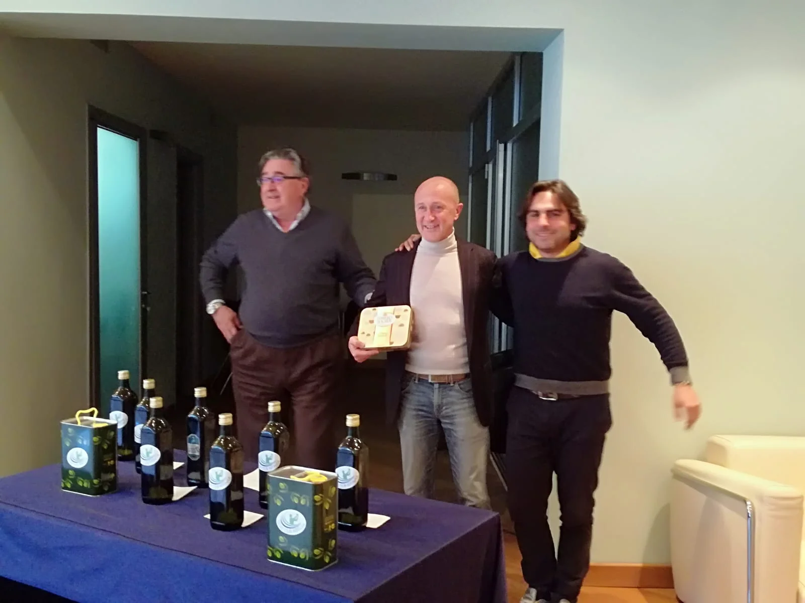 WhatsApp Image 2019-02-26 at 09.37.46(1).jpeg