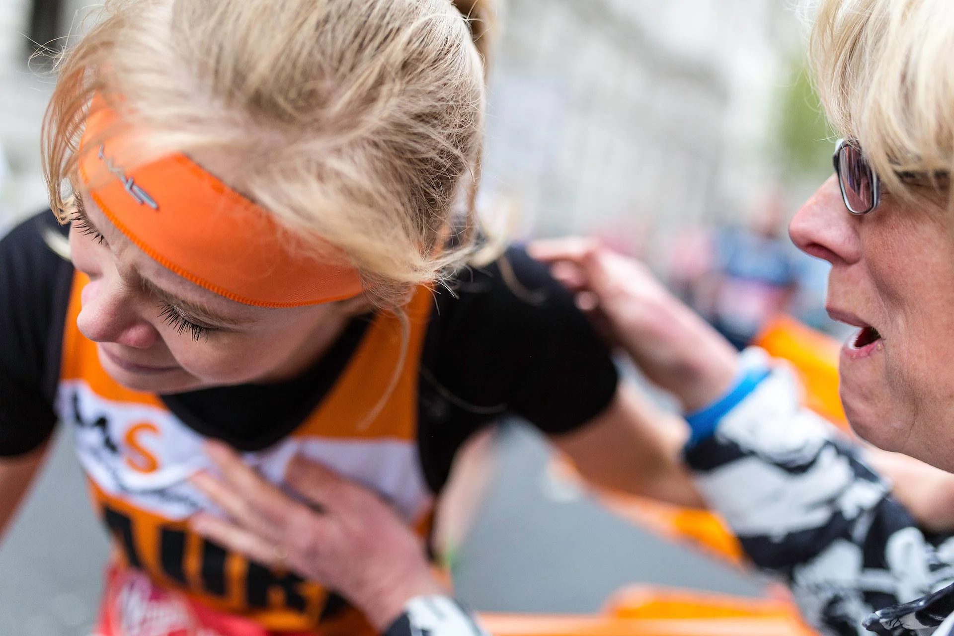 Mum and Daughter cry at London marathon by Brendan Foster Photography