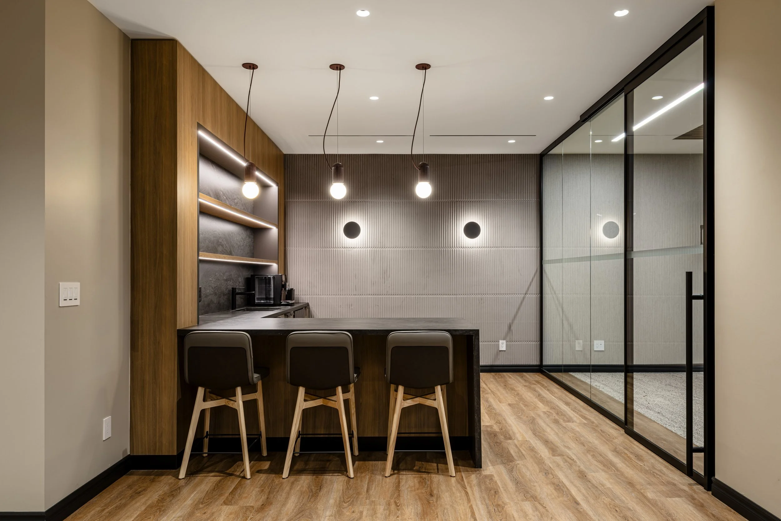 2602_Britacan_Quantfury (002 of 010).jpg