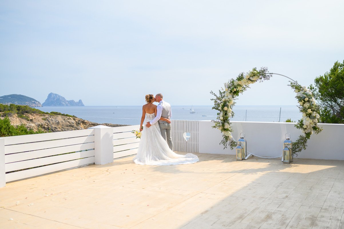Andy-&-Kelly-Elixir-Ibiza-Wedding-Photographer-Carl-Woodward-Photography-596.jpg