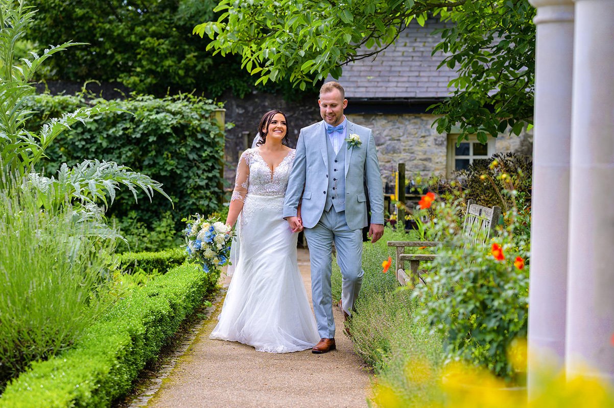 Sophie-&-Olivers-Wedding-Photography-The-Bear-Hotel-Cowbridge-Carl-Woodward-Photography-468_websize.jpg