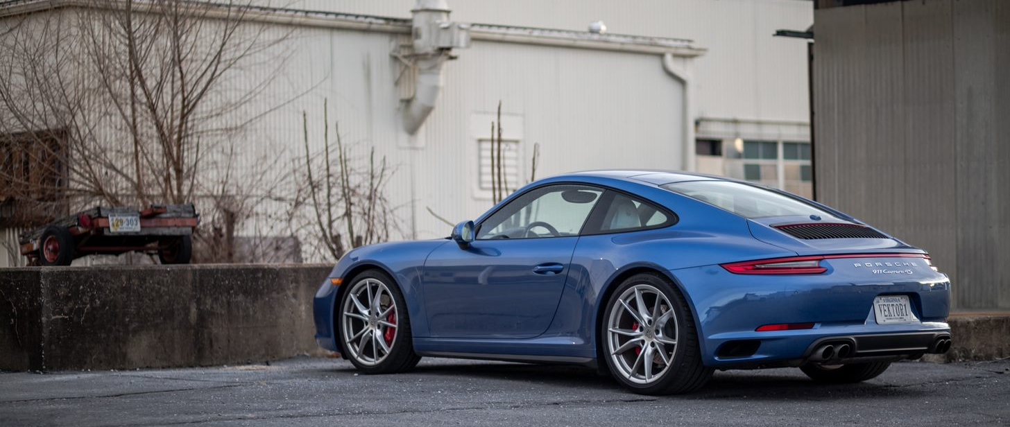porsche_sideview.jpg