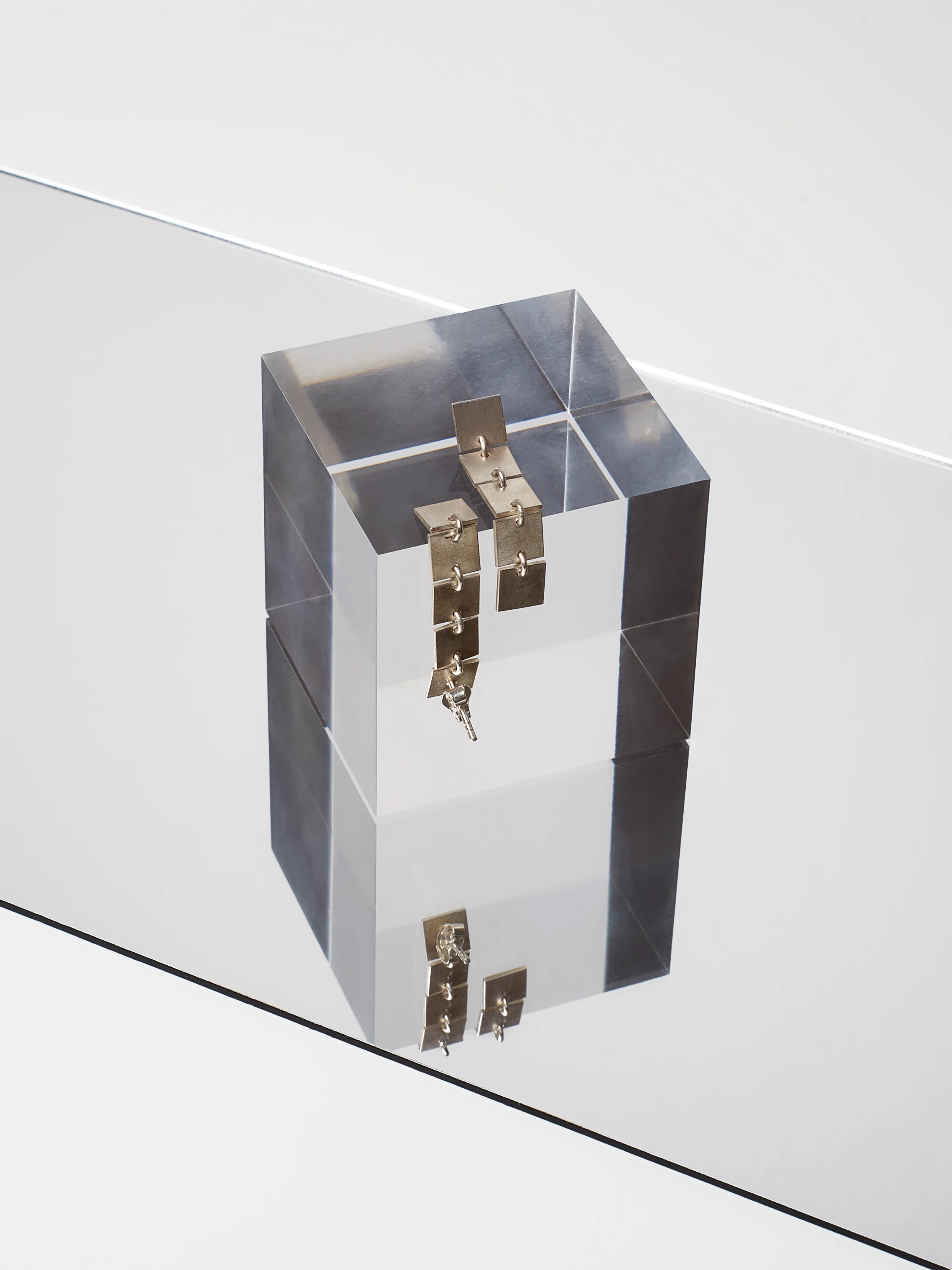 Schmuck_Anna-Lena_Steidle_STILL_005.jpg