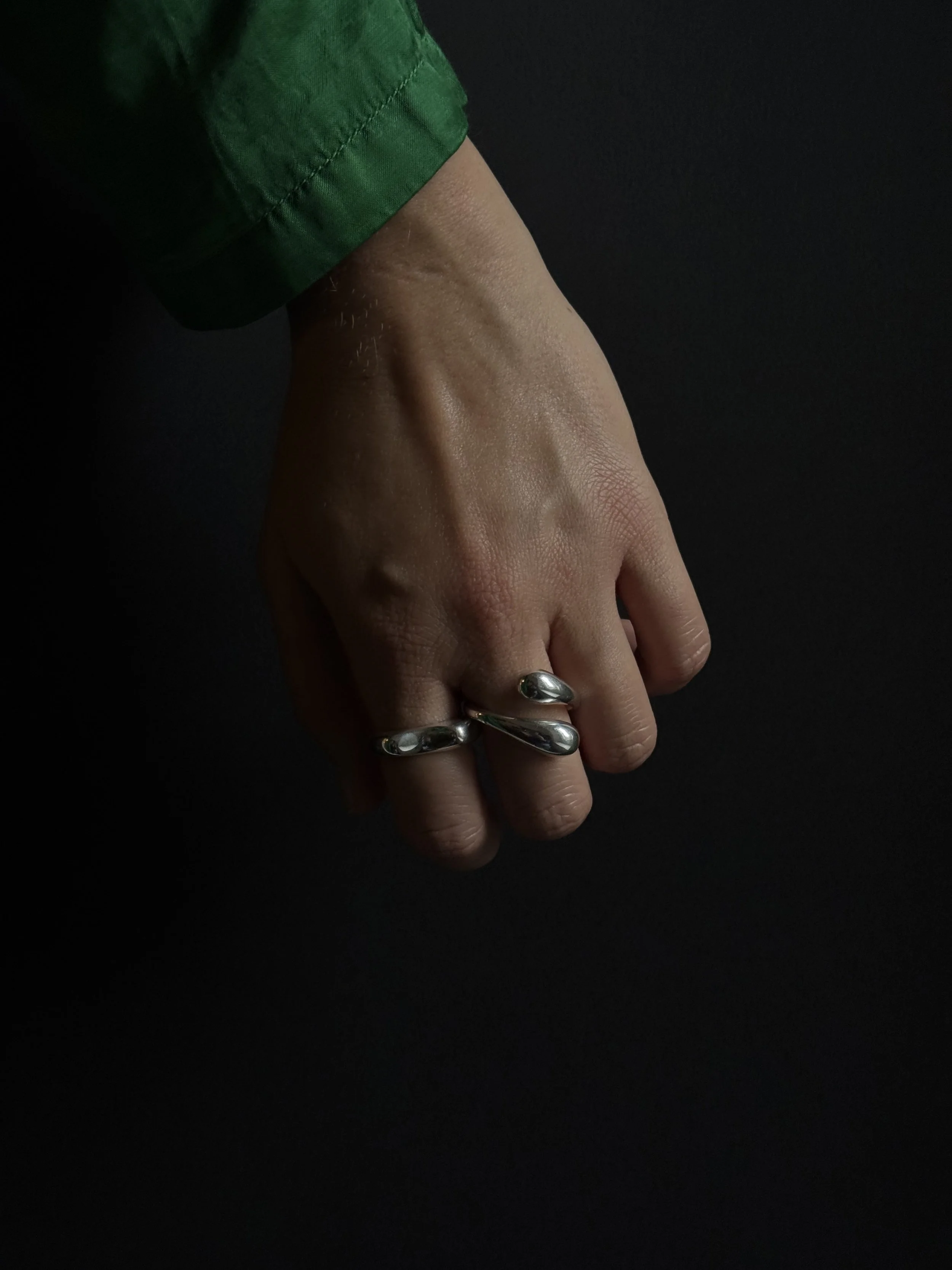 Fluid Twist Ring in Silver | Ring No. 101