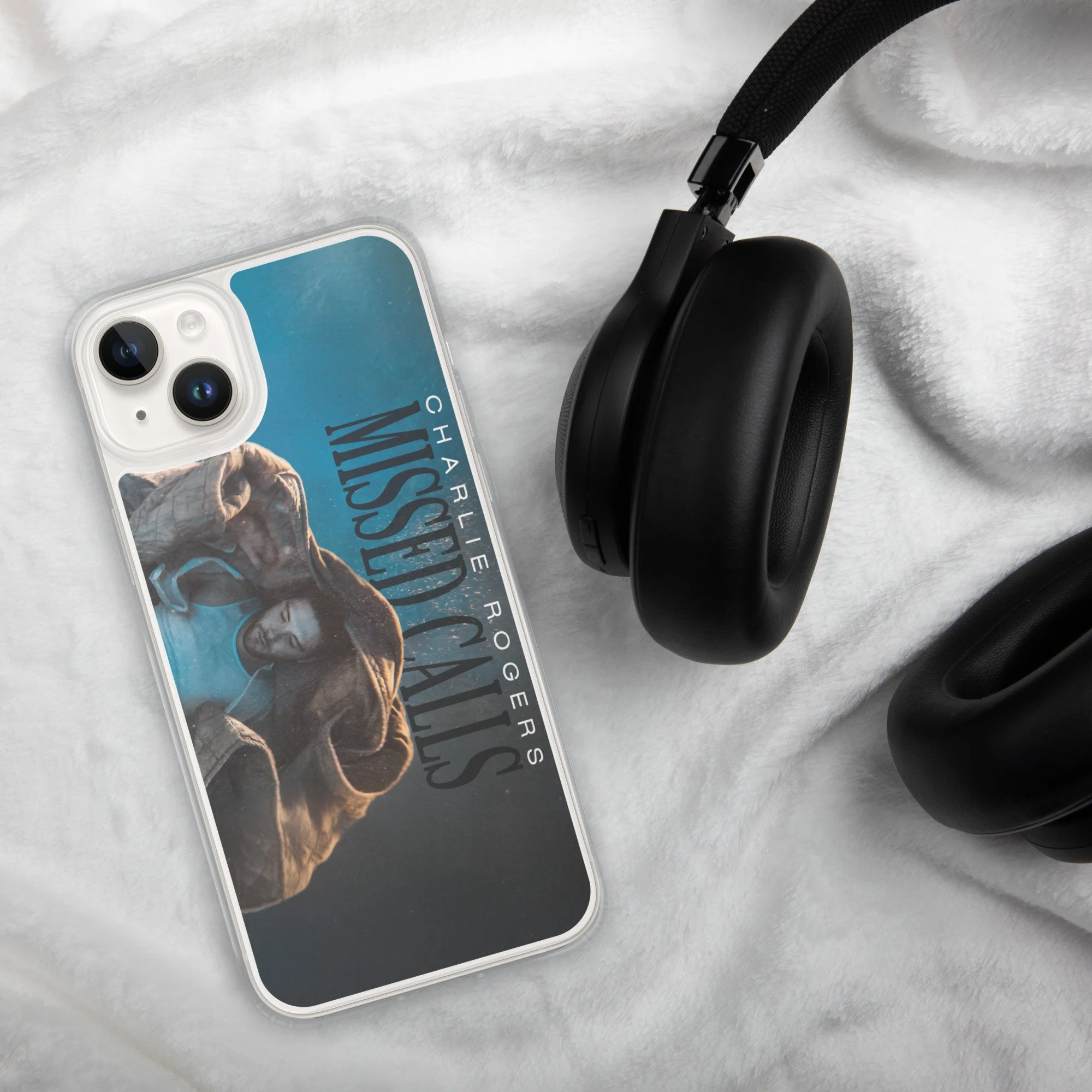 clear-case-for-iphone-iphone-14-plus-lifestyle-2-67327f3adeb6b.jpg