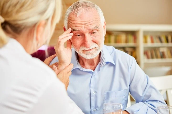 Alzheimer’s Disease &amp; Sleep: Are You Suffering from Poor Sleep?