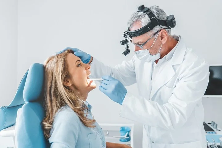 Observing the Causes and Treatment Process of Otolaryngology