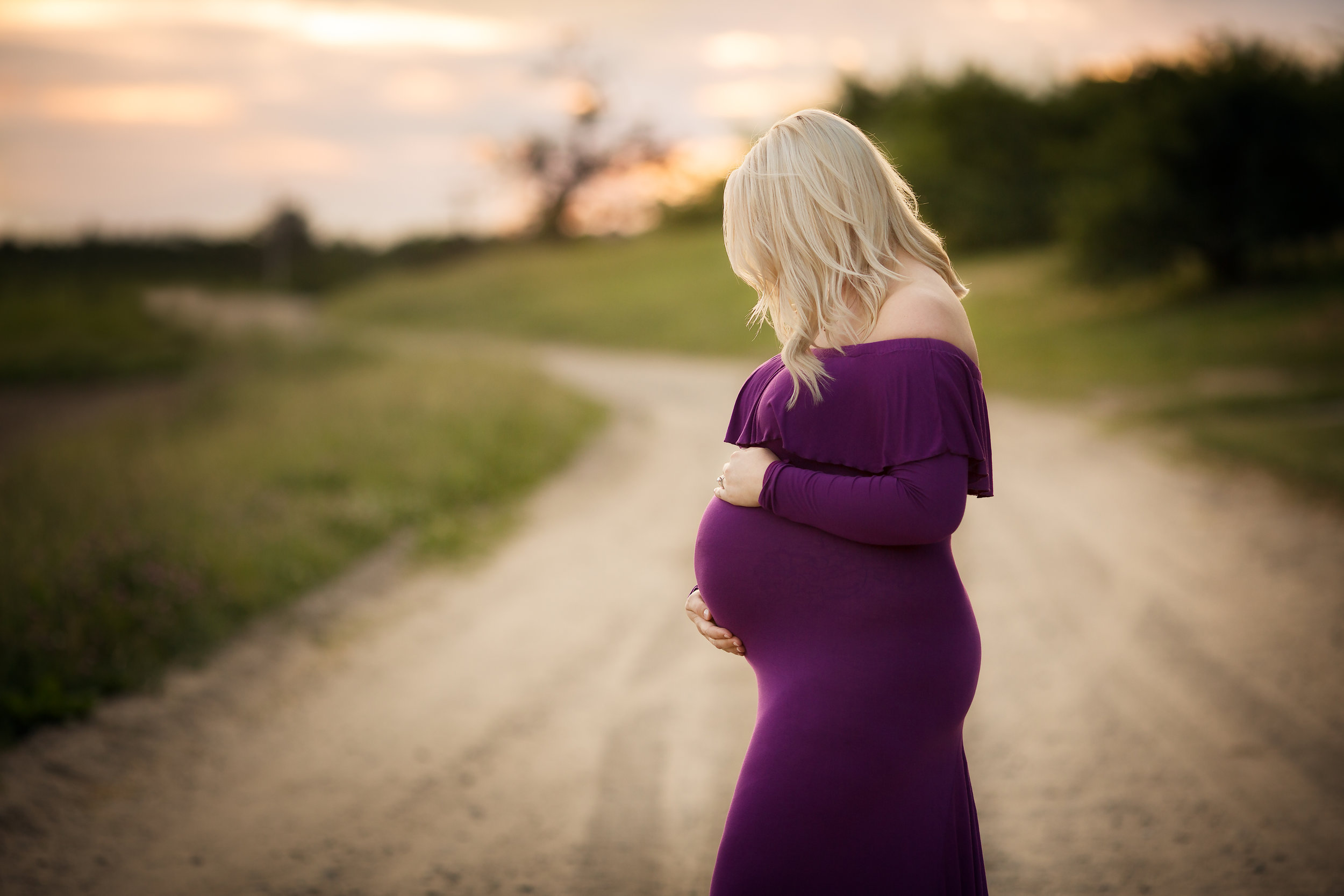 maternity photographer, Westford, Massachusetts