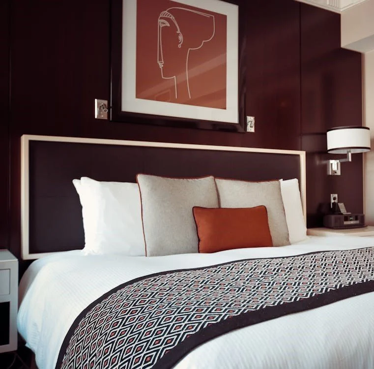 Quand des bureaux sont transformés en appartements hôteliers
