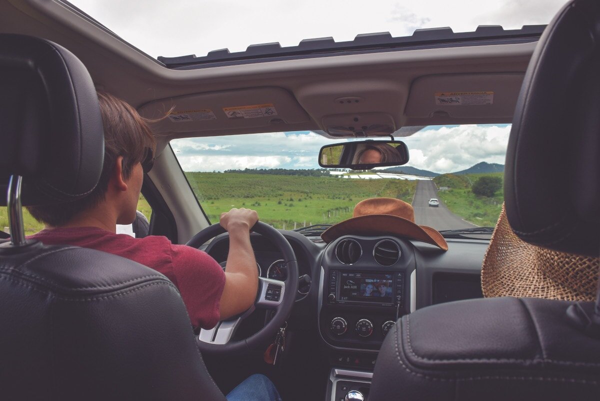 Top Thing to Do While Driving? Car-aoke